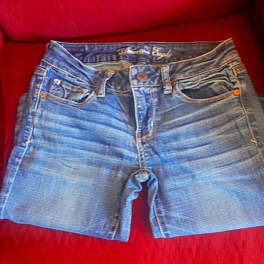American Eagle BLUE Jeans              Stretch  Size 2
